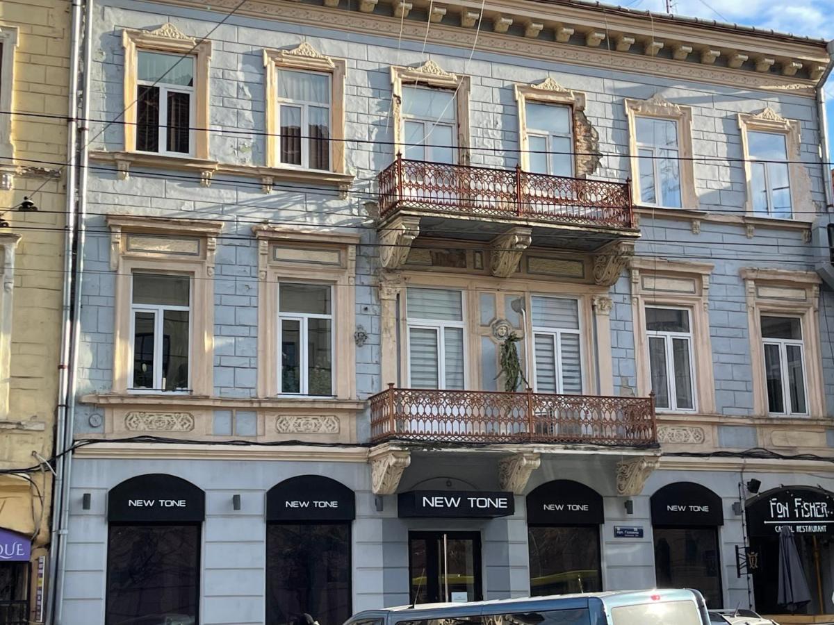 Lux Apartment In Zentrum Chernivtsi Exterior foto